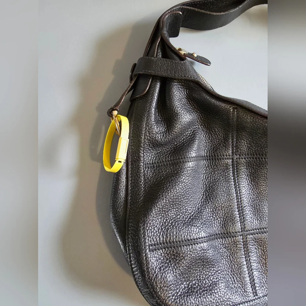 Salvatore Ferragamo Women's Black Leather Hobo Handbag Purse